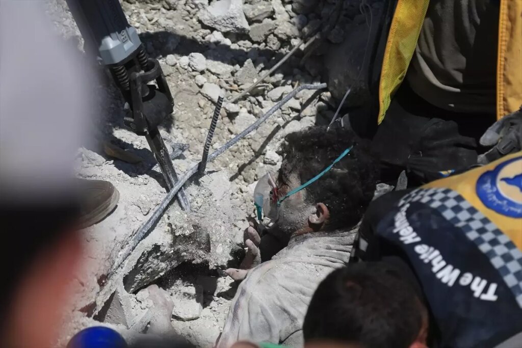 halepte bina coktu 3 olu 8 yarali OgKAO2GM