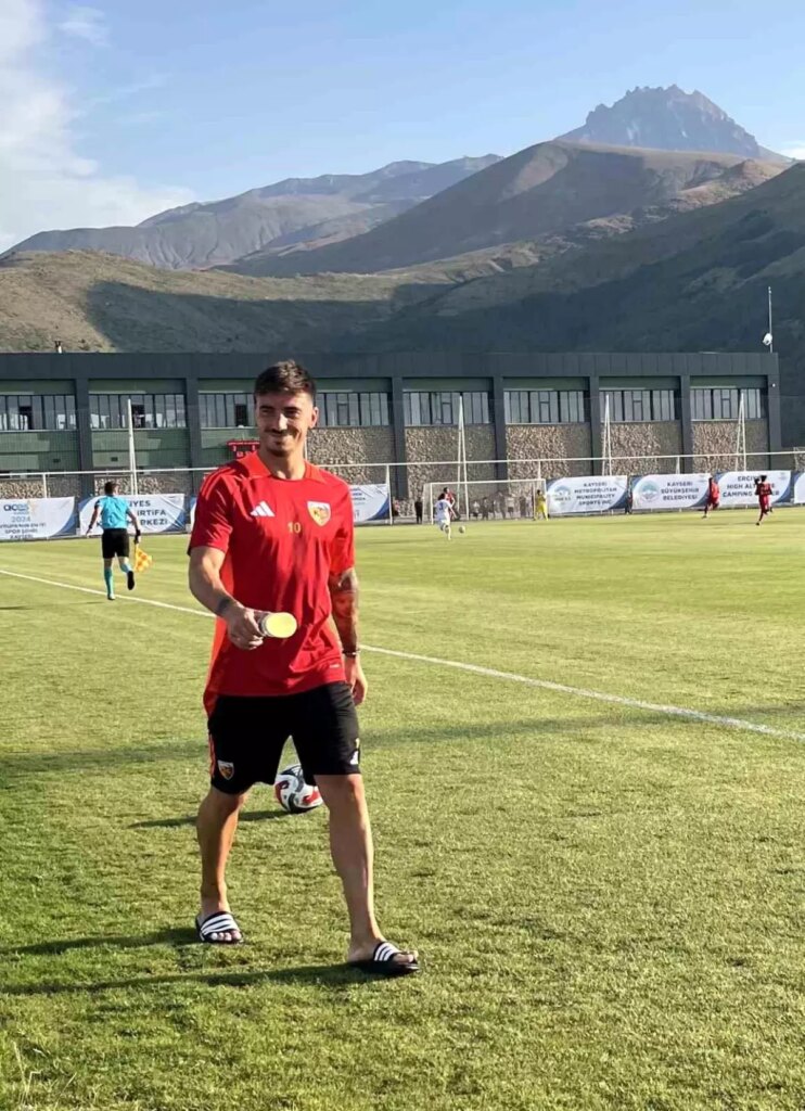 kayserispor joao mendesi kadrosuna katti PZgSRghd