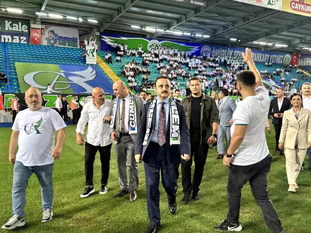 mhpden rizeye terorsuz turkiye icin milli birlik ve dayanisma cikarmasi U8IktXhW