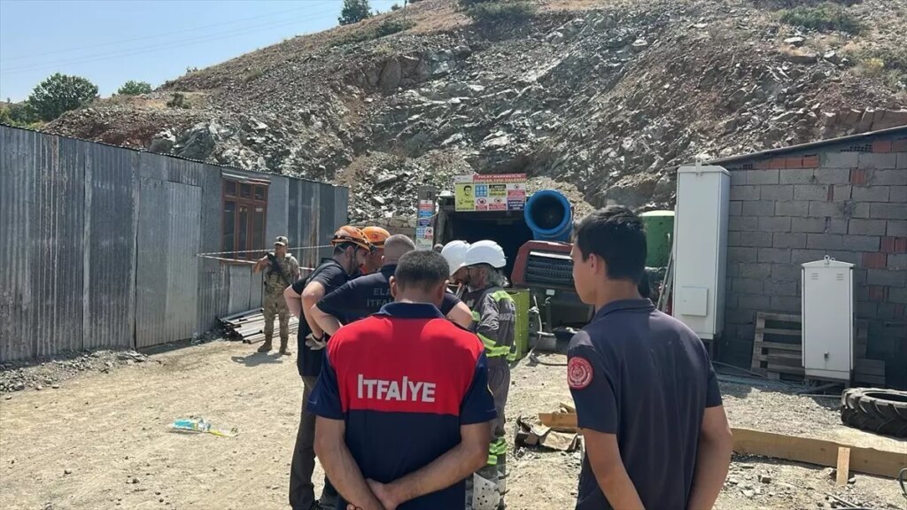 paludaki maden ocaginda gocuk IFB9xpng