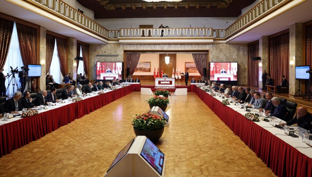 terorsuz turkiye sureci sehit ve gazi dernekleri komisyona geliyor zdyEHtA4