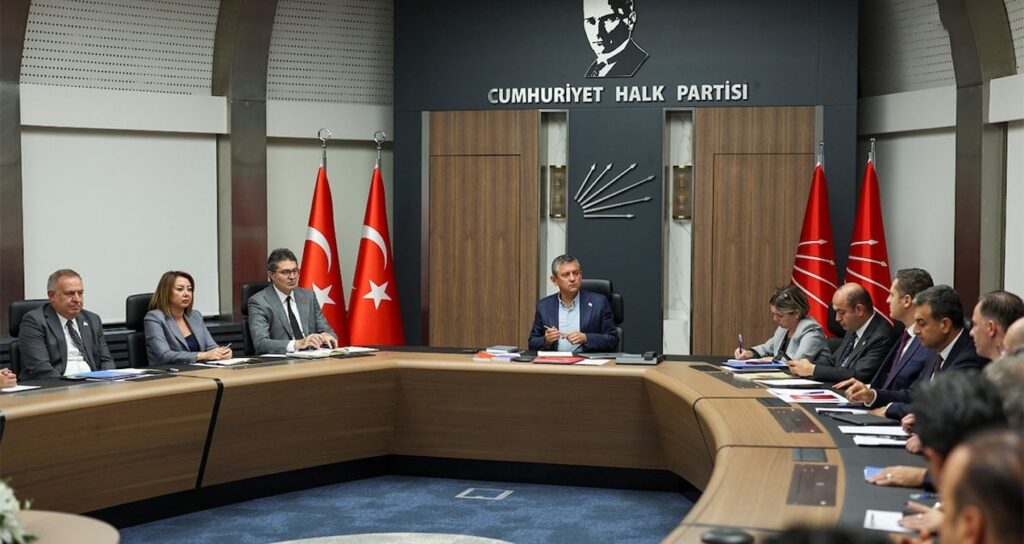 21 eylul kurultayi icin engel kalmadi d9XWc6Ef