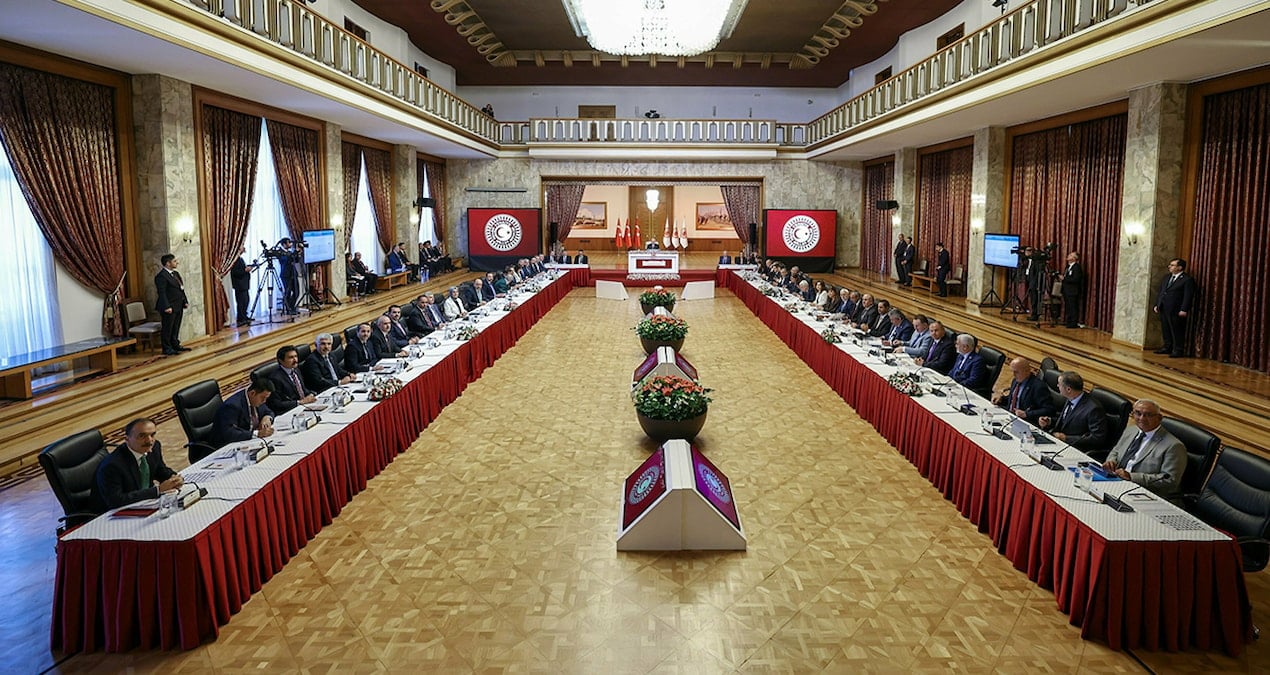 af infaz ev hapsi ve umut hakki geliyor j65l4TAQ