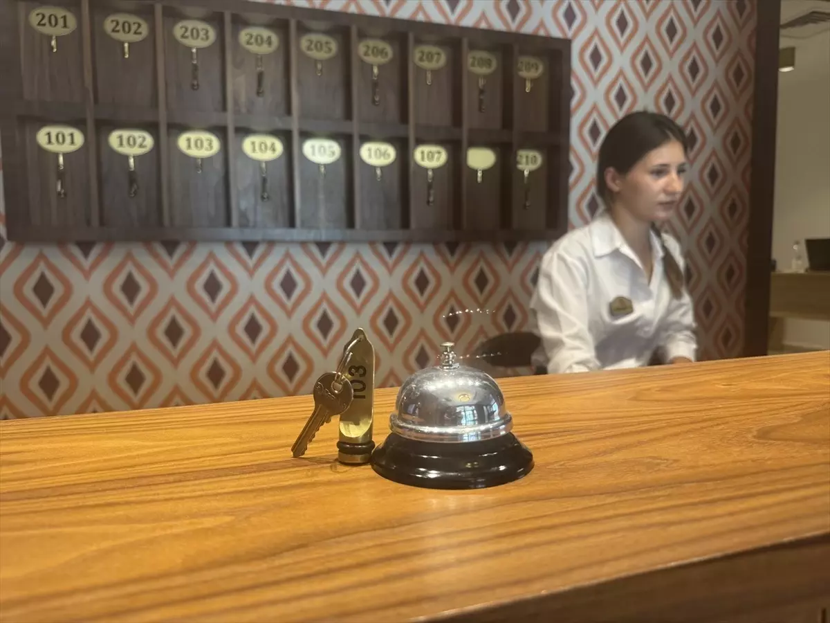 antalyada nostaljik otel ilgi cekiyor rCfNcp63