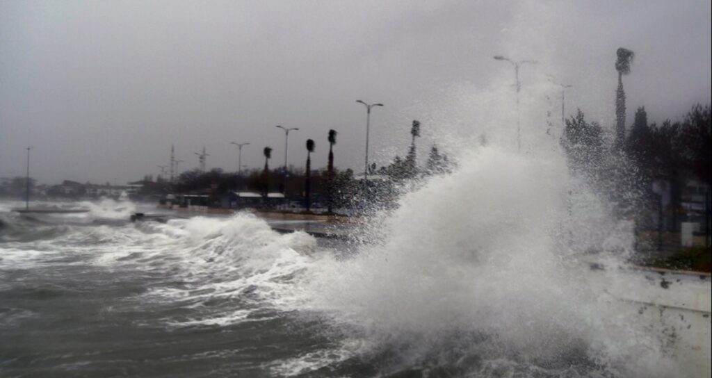 budonun bazi seferleri firtina nedeniyle iptal edildi ST7tQtTp