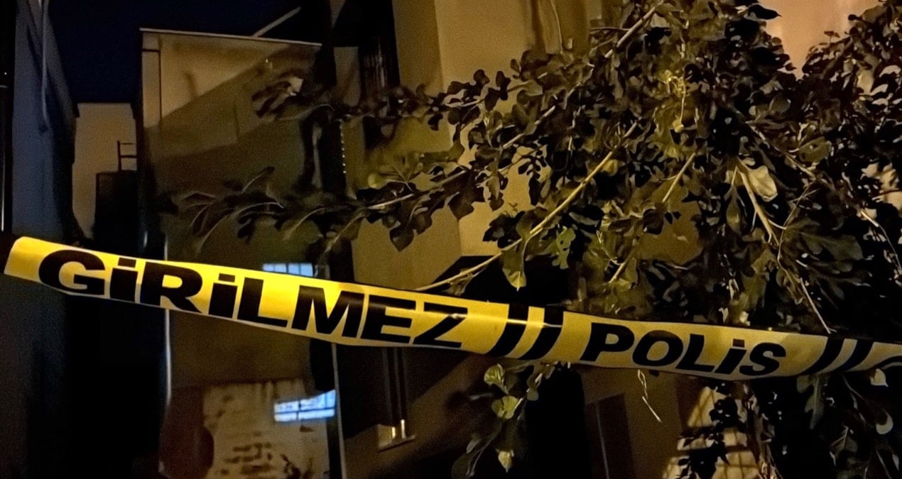 evi cinler sardi diyerek 5 yasindaki oglunu kurban etti FgM3vK6I