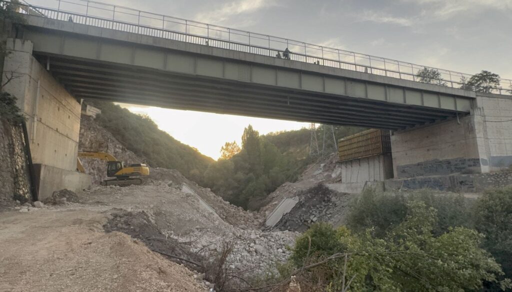 hamsu koprusunde guvenlik riski trafige kapatildi Qj7TDI9W