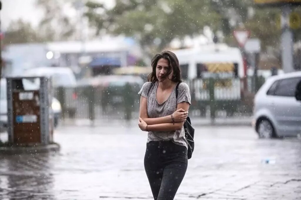 İstanbul dahil birçok ile kış geliyor: Kuzeyde yaz bitti