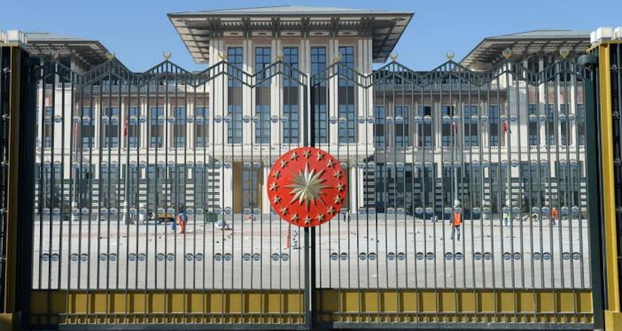 sarayin luksu halkin yuku f8aDiSDR