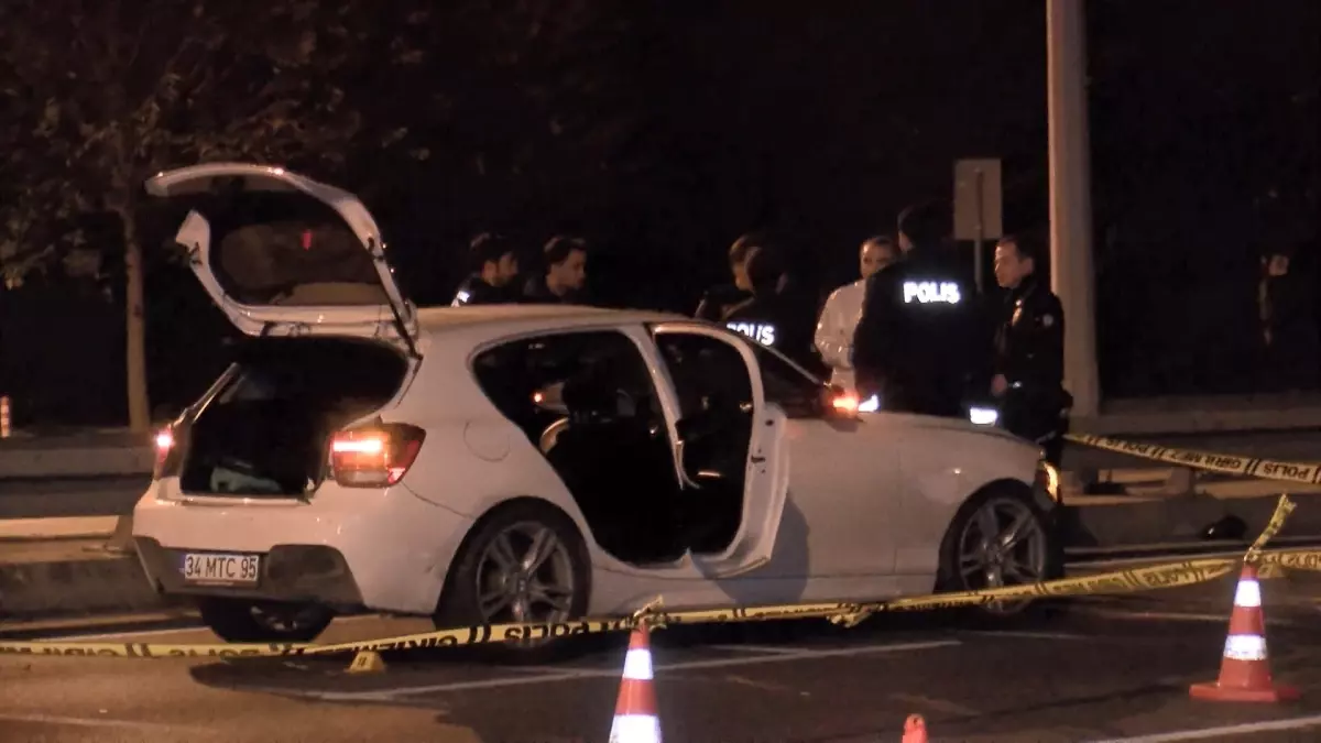 bakirkoyde polis takibinde kaza supheli yaralandi NNYwzETe.jpg