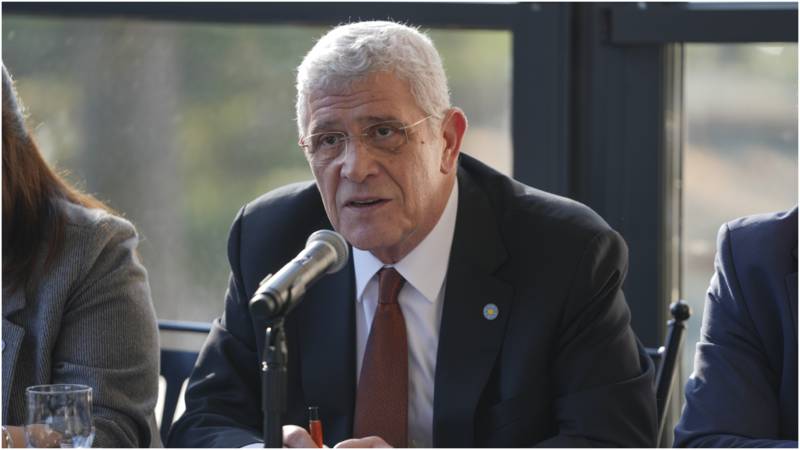 dervisoglu cumhurbaskani gecmis olsun dileklerini iletti kimse birinin elini siktim diye fikirlerimin degisecegine inanmasin 4KP6yZzc