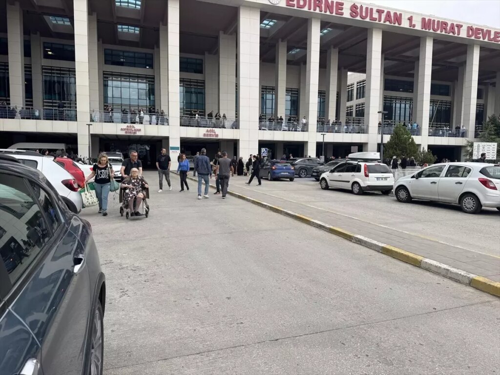 edirne hastanesinde kucuk yangin sonduruldu rMUjDQ5u