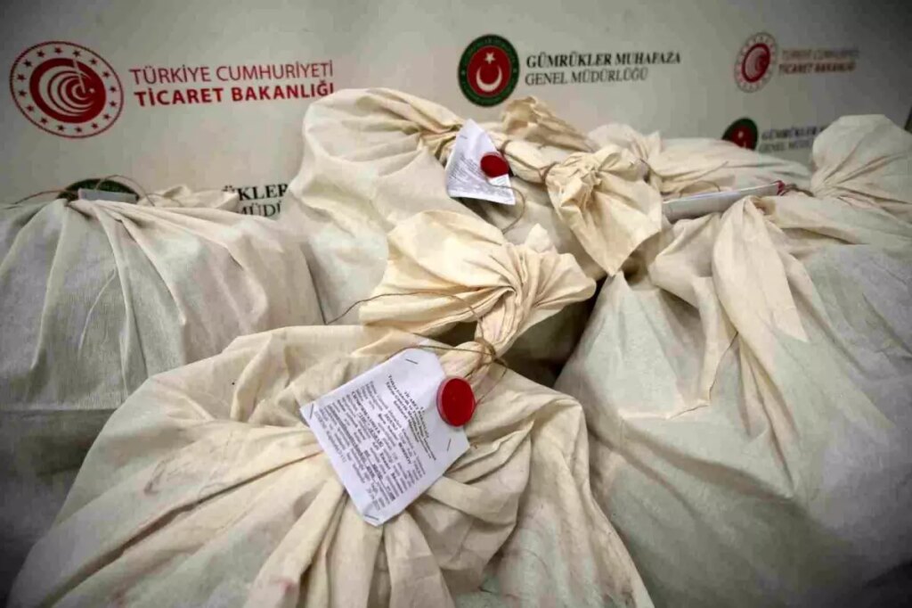 edirne kapikule gumruk kapisinda 113 kilogram esrar ele gecirildi 7dr1L7aT