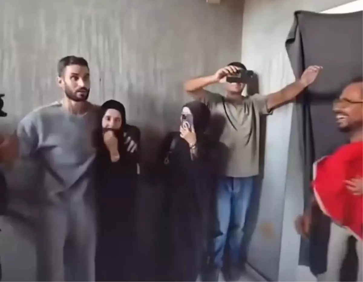 filistinli gazeteci sadi ebu sido serbest birakildi YnkIYg9r.jpg