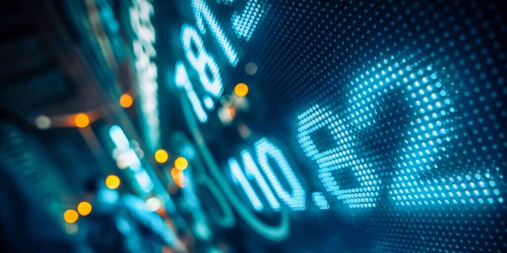 hafta kapanisinda piyasalar karisti borsa geriledi altin firtinasi devam etti QyChcxWO