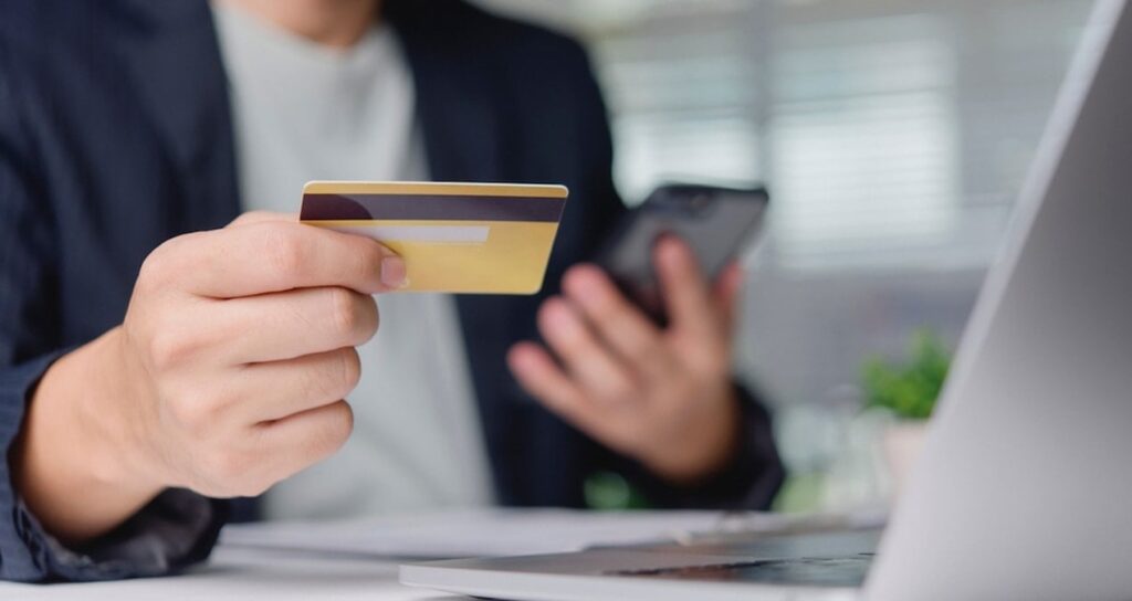 Kredi kartı borcu olanları yakından ilgilendiriyor