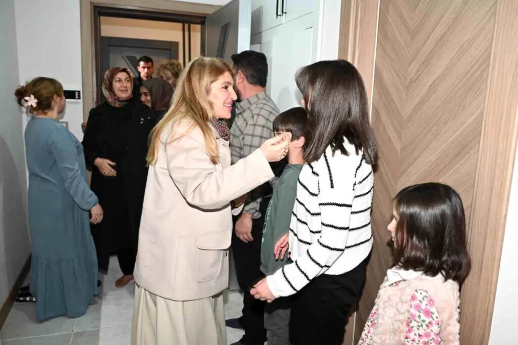 milletvekili olmeztoprak malatyada kira yardimlari ve internet altyapisini degerlendirdi qRxm7CtX.jpg