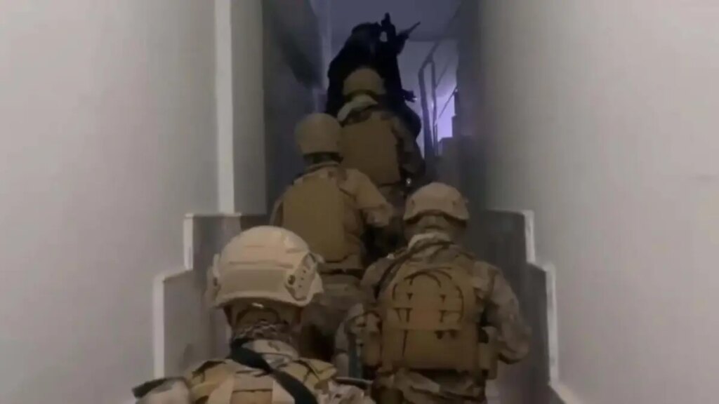 FETÖ/PDY’ye Operasyon: 18 Gözaltı