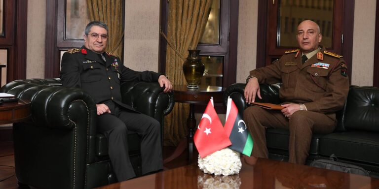 libya-komutani-ile-son-gorusen-kisiydi-genelkurmay-baskani-bayraktaroglundan-aciklama-wdCez2bT.jpg