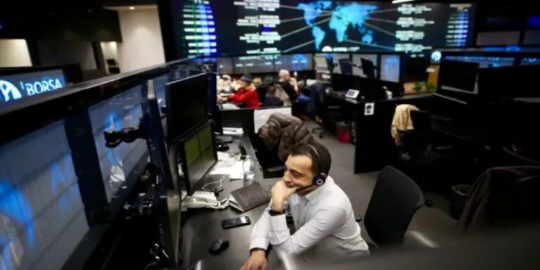 yatirimciya-uyari-borsada-takas-yeni-yila-kalacak-jycZrI1T.jpg