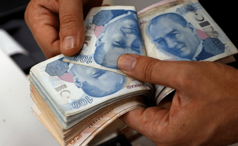 Emeklide Büyük Uçurum: İşçi ve Memur Arasındaki Makas Tarihi Seviyede Açıldı! • Sağlık Haberi